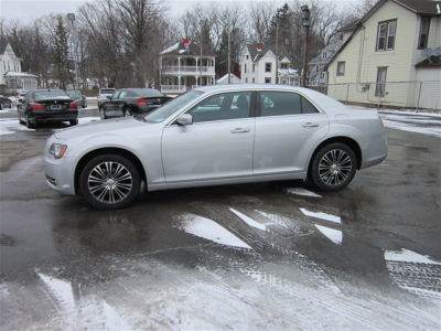 2012 Chrysler 300 S V6