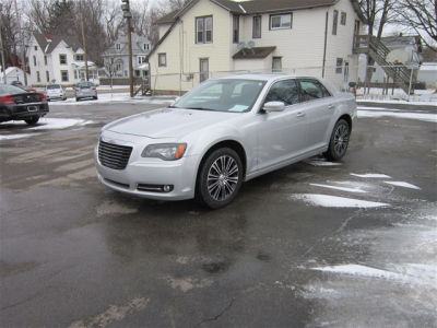 2012 Chrysler 300 S V6