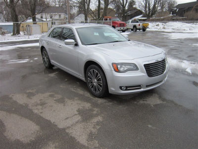 2012 Chrysler 300 S V6