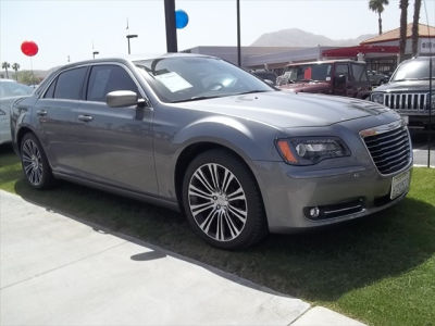 2012 Chrysler 300  S V6