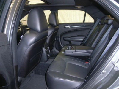 2012 Chrysler 300 Limited