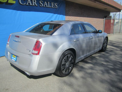 2012 Chrysler 300 S V8
