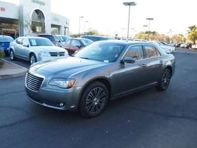 2012 Chrysler 300  S V6