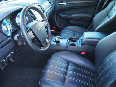 2012 Chrysler 300 S V6