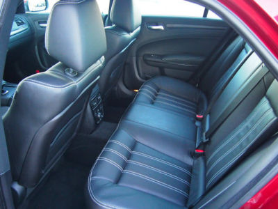 2012 Chrysler 300 S V6