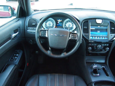 2012 Chrysler 300 S V6