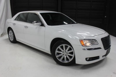 2012 Chrysler 300  Limited