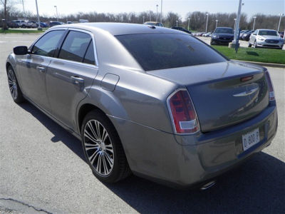 2012 Chrysler 300 S V8