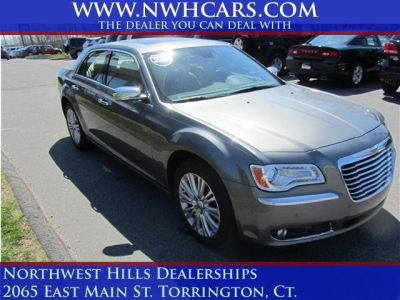 2011 Chrysler 300  300C