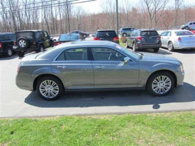 2011 Chrysler 300  300C
