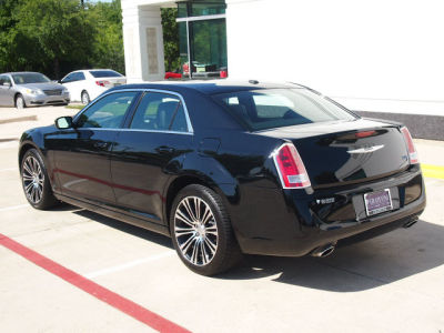 2012 Chrysler 300 S V6