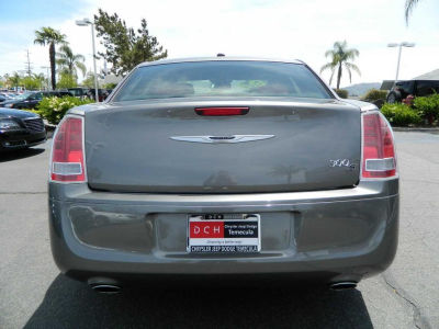 2012 Chrysler 300 S V6