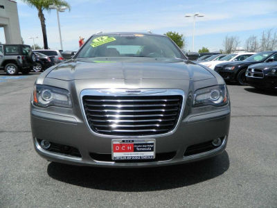 2012 Chrysler 300 S V6