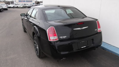 2012 Chrysler 300 S V6