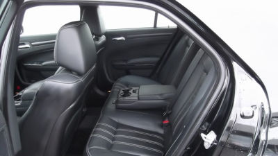 2012 Chrysler 300 S V6