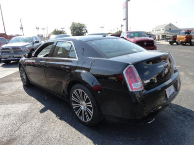 2012 Chrysler 300 S V8