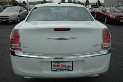 2012 Chrysler 300  Limited