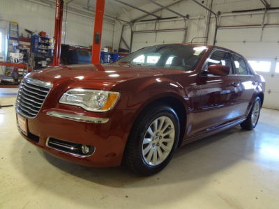 2013 Chrysler 300 Base