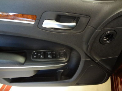 2013 Chrysler 300 Base