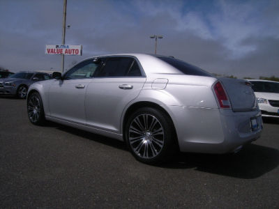 2012 Chrysler 300 S V6