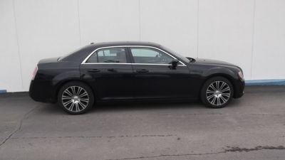 2012 Chrysler 300  S V6