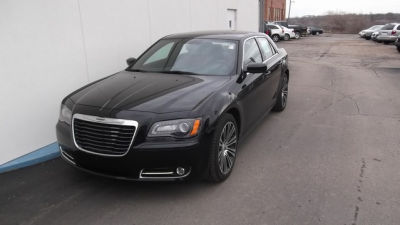 2012 Chrysler 300 S V6