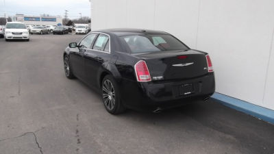 2012 Chrysler 300 S V6