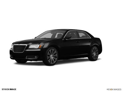 2012 Chrysler 300  S V8