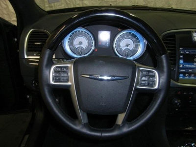 2012 Chrysler 300 Limited