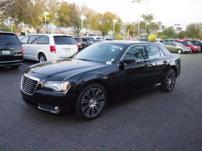 2012 Chrysler 300  S V6