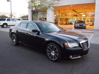 2012 Chrysler 300 S V6