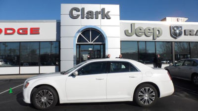 2012 Chrysler 300  S V6