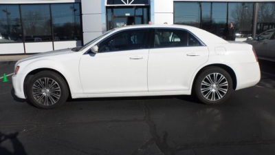 2012 Chrysler 300 S V6
