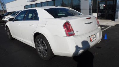 2012 Chrysler 300 S V6