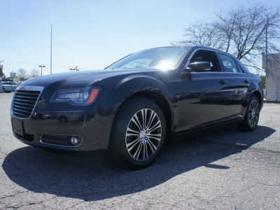 2012 Chrysler 300 S V6