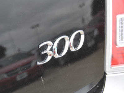 2012 Chrysler 300 Limited