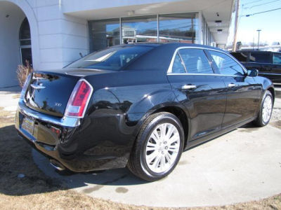2012 Chrysler 300 Limited