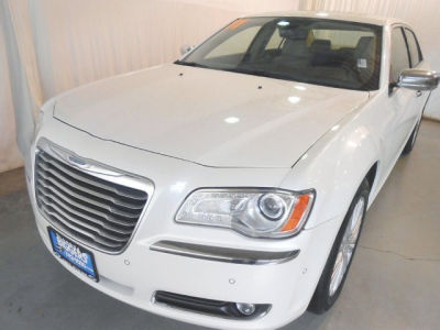 2011 Chrysler 300 300C