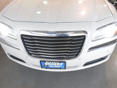 2011 Chrysler 300 300C