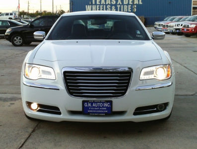 2012 Chrysler 300  Limited
