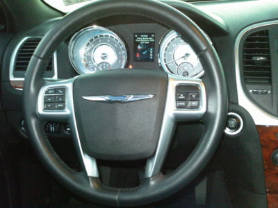 2012 Chrysler 300  Limited