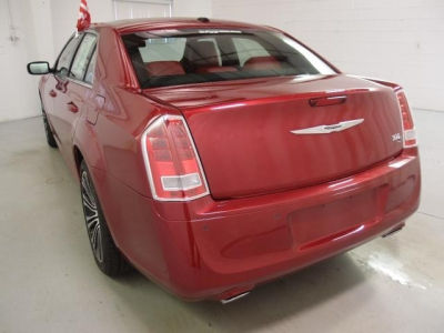 2012 Chrysler 300 S V8
