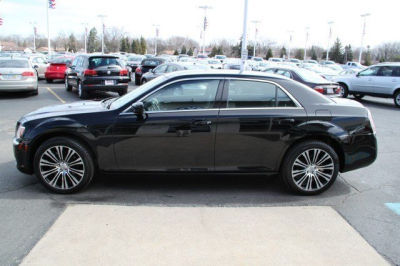2013 Chrysler 300  Base