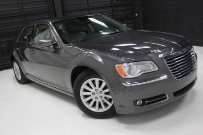 2013 Chrysler 300