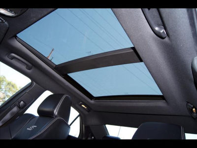 2012 Chrysler 300  S V6