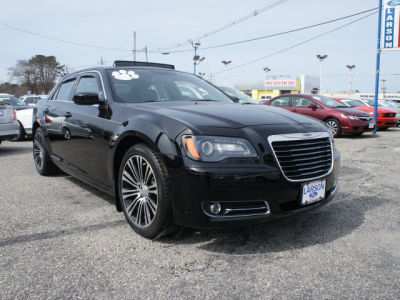 2012 Chrysler 300  S V6