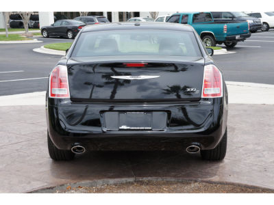 2012 Chrysler 300 S V6