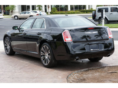 2012 Chrysler 300 S V6
