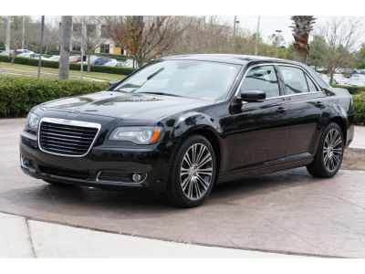 2012 Chrysler 300 S V6