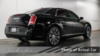2012 Chrysler 300 S V6